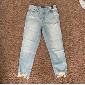 Abercrombie and Fitch Mom Jeans. NEW WITH TAGS **